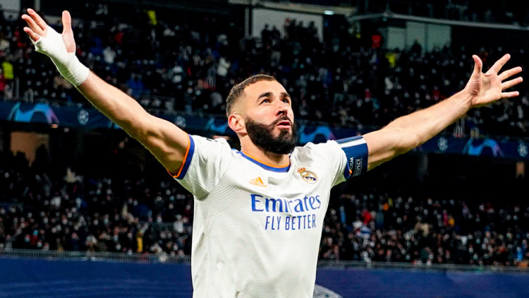 Benzema, noul Balon de Aur al Europei