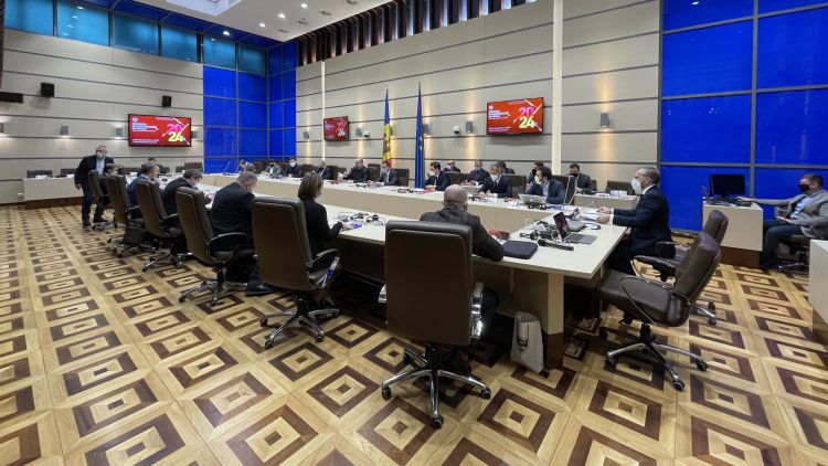 FMF și UEFA au prezentat în Parlament Modelul de rentabilitate socială a investițiilor în fotbal