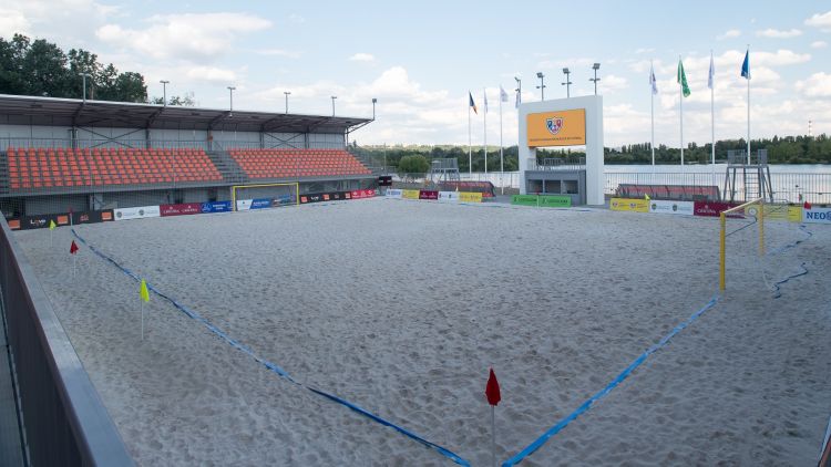 Fotbal pe plajă. Acreditări de presă pentru Euro Beach Soccer League