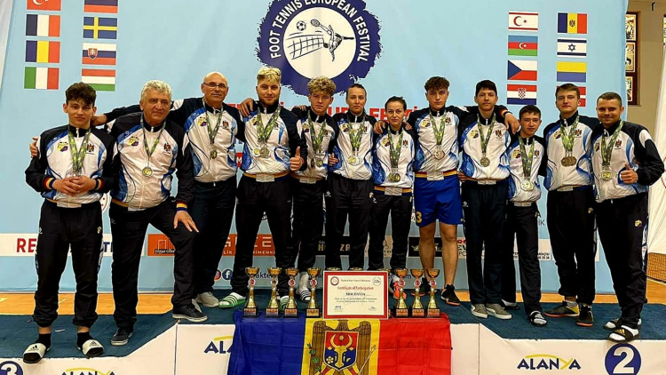 Fotbal-tenis. Tricolorii, vicecampioni europeni