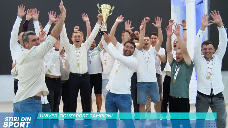 Liga 2. Echipa Univer-Oguzsport, premiată pentru locul I în Seria Sud