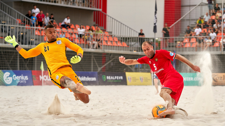 Live. Campionatul European de fotbal pe plajă. Ziua 2