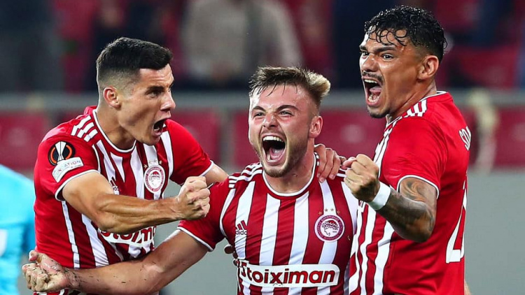 Oleg Reabciuk aduce titlul la Olympiacos!