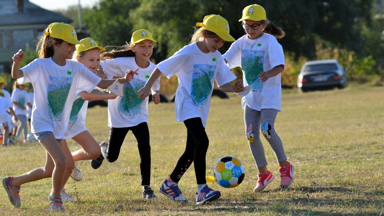 Au fost reluate activitățile proiectului Open Fun Football Schools Moldova