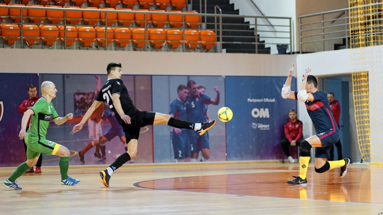 Se reia campionatul de futsal. Vezi unde vor avea loc meciurile în acest weekend 