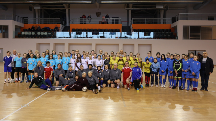 Fotbal feminin. Turneu în memoria lui Evgheni Pusicov