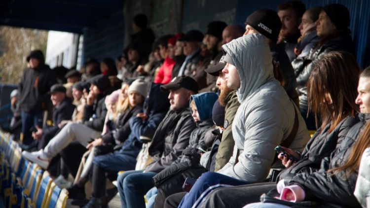 Unde mergem în weekend să privim fotbal 