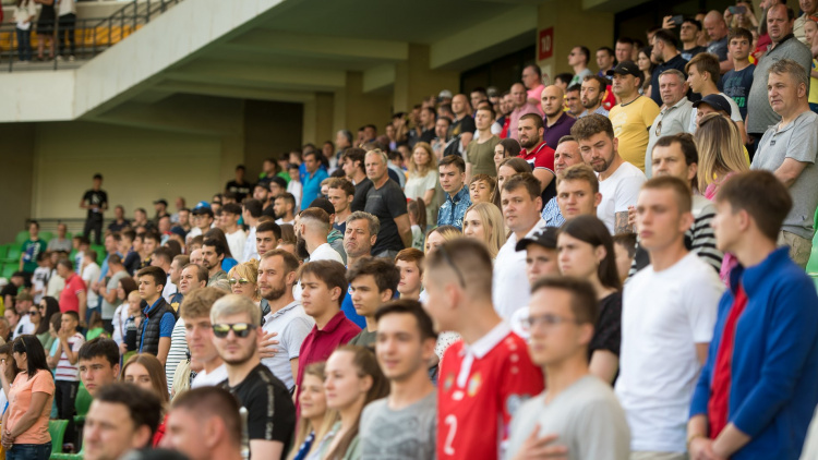 Unde mergem în weekend să privim fotbal 