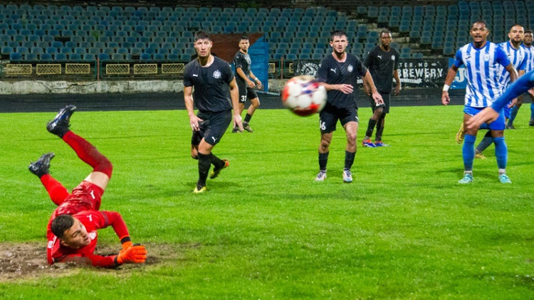 Vezi toate golurile etapei a 6-a din Super Liga