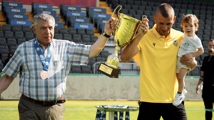 Zimbru, premiată pentru locul 3 în Super Liga
